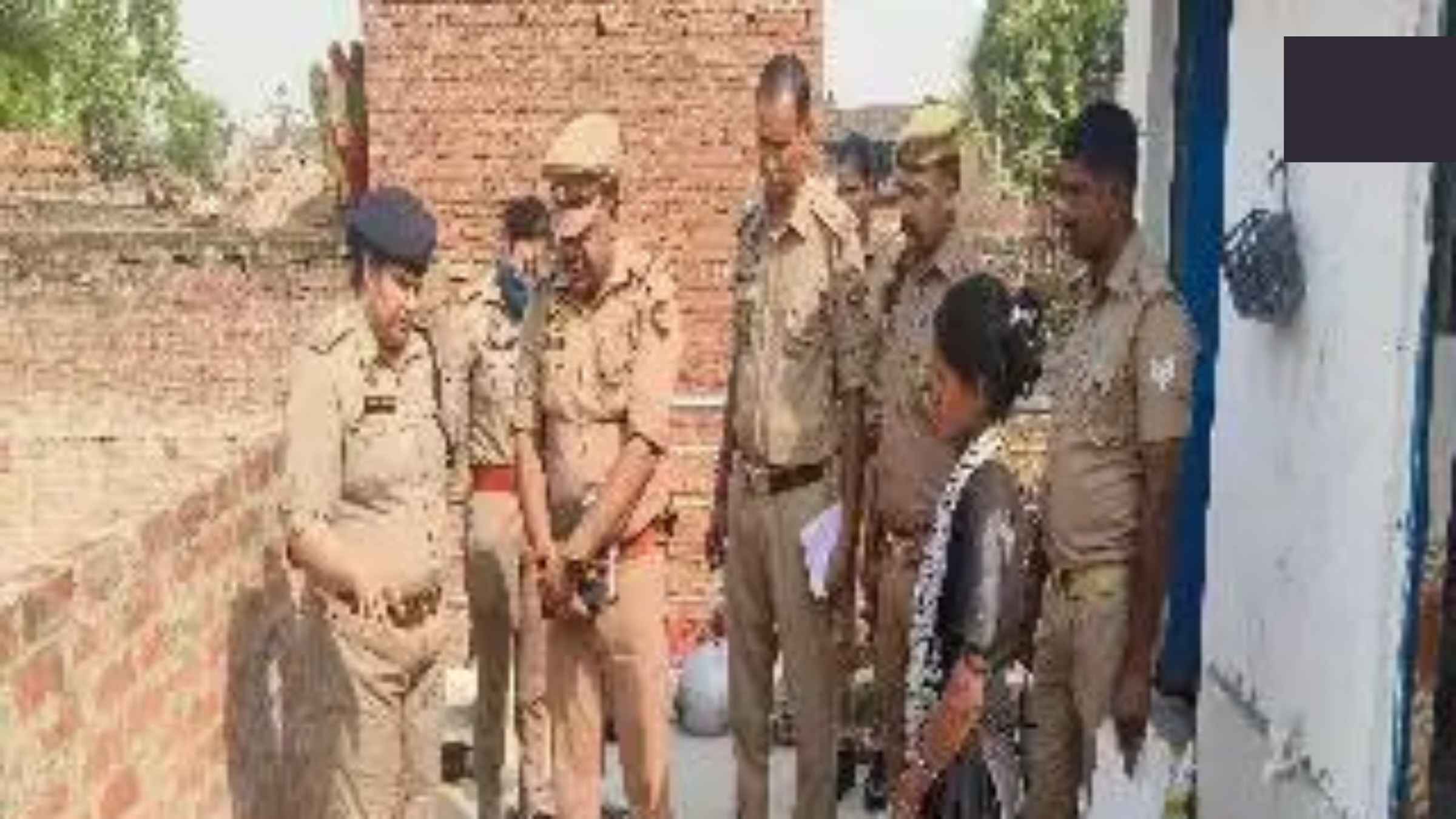 यूपी के कौशाम्बी में कर्ज से परेशान पति ने बेटी के सामने ही पत्नी का घोंटा गला, पांच महीने पहले आया था जेल से बाहर UP Crime News Murder Case Investigation