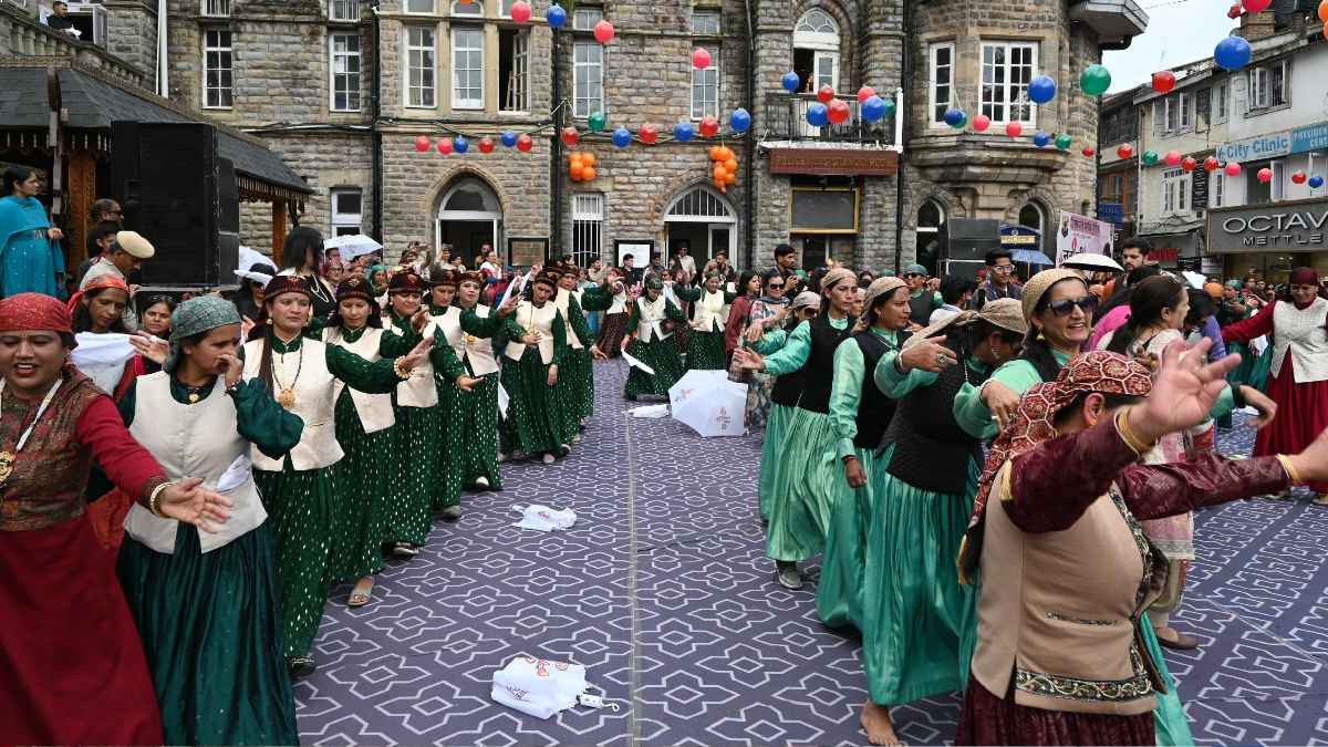 Women performed Mahanati at Shimla Summer Festival