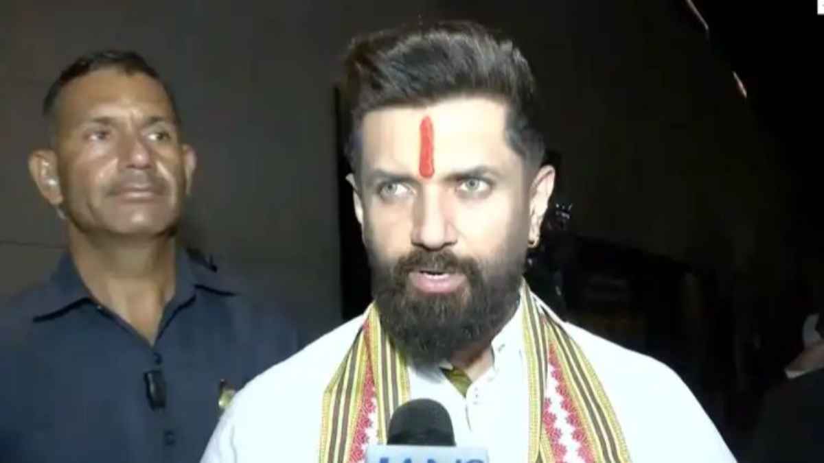 Patna Controversy: खान सर और रोशन आनंद विवाद पर चिराग पासवान का बड़ा बयान, कहा- कुछ तो गड़बड़ हुई है! chirag-paswan-patna-visit-statement