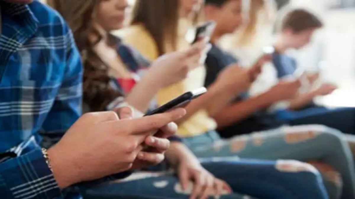 mobile addiction