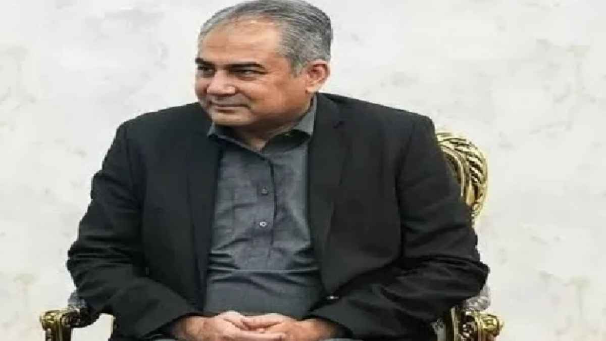 US-Iran Deal: क्या खाड़ी में टल गया महायुद्ध? अचानक तेहरान पहुंचे पाकिस्तानी गृह मंत्री, जानें क्या है नया प्लान us-iran-relations